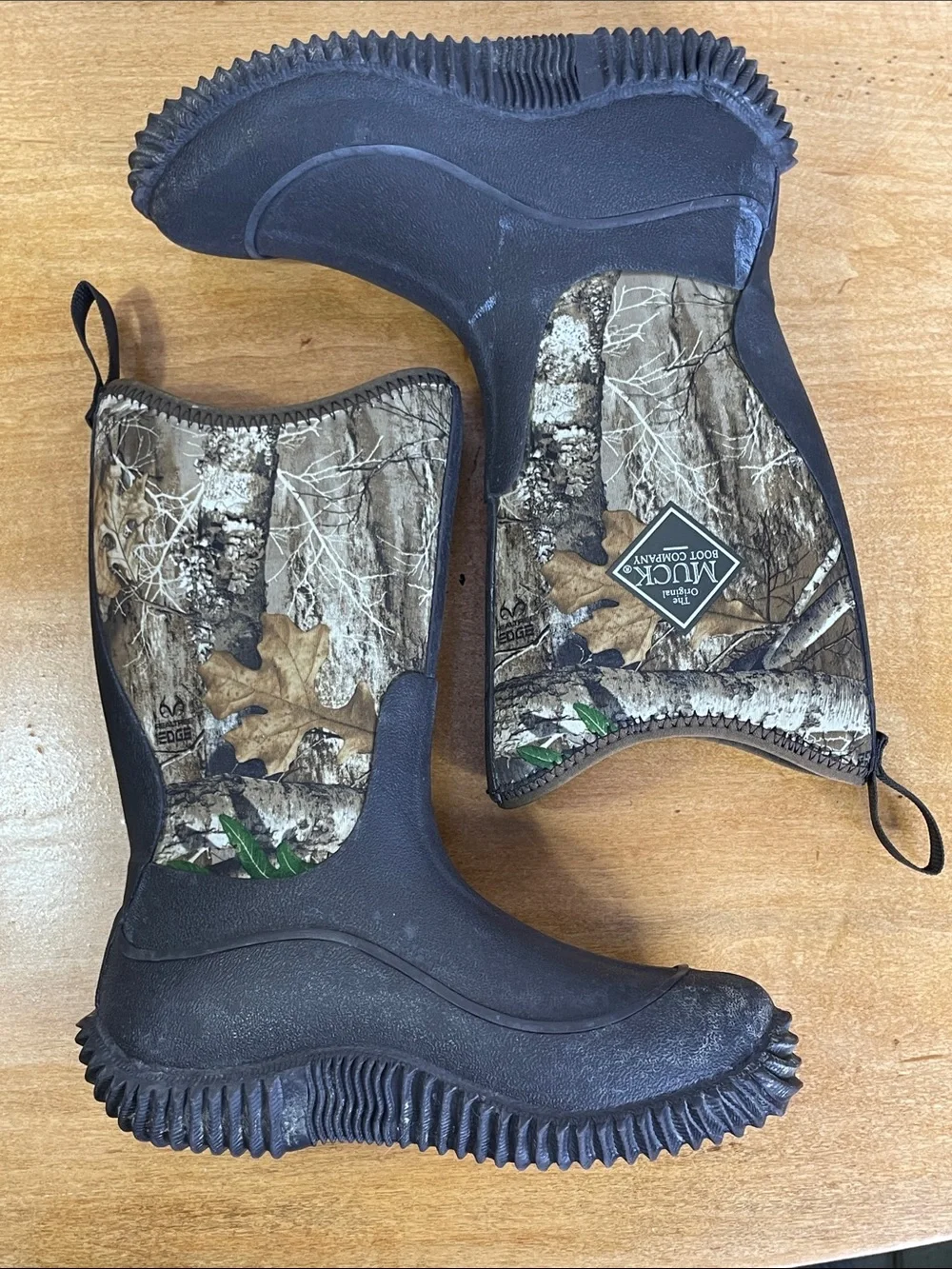 Kids' Muck Black & Camo Waterproof Rain & Snow Boots. Size 1